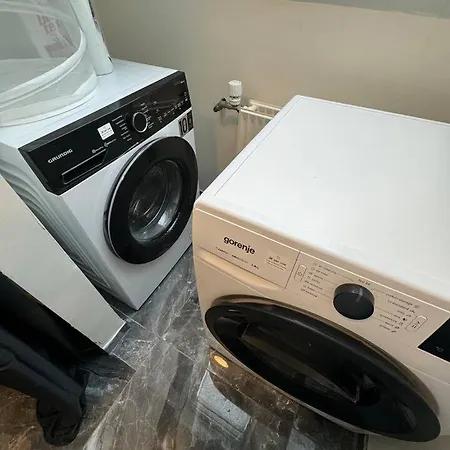 Charming House For 11 Persons In With Luxury Rooftop Deck & Free Parking 欧登塞